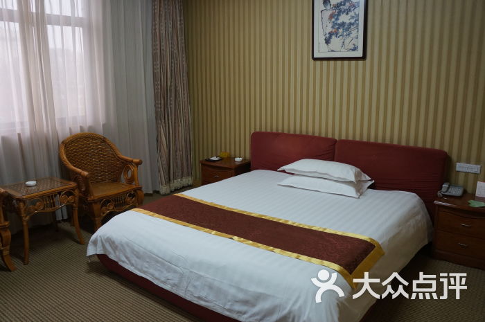 海天大酒店-大床房图片-淄川酒店-大众点评网