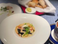 -弦月窗LUNETTE BY AMANDA(复兴路店)