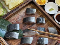 -围炉肉舍•炭烤活鳗•丹东海鲜烤肉(步行街店)