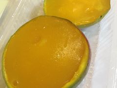 -志龙皇冠吃货椰子铺