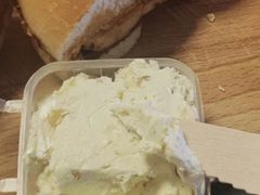 坚果奶油芝士-Catch Bagel(芳草地店)