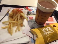 麦当劳(百利华庭店)-麦当劳(百利广场店)