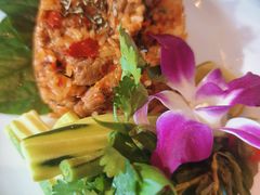 -Chom Cafe and Restaurant