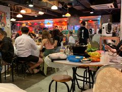 大堂-鲜入围煮花胶鸡海鲜火锅