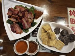 -88号小吃店·经典云南菜·地道纳西美食