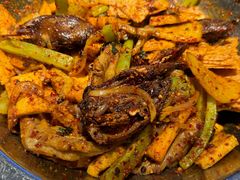 -嘎嘎鸭下巴·爆辣干锅(明教寺店)