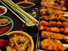 小菠萝蜜果烤猪排-DiAtas by Art Cafe Bumbu Bali