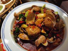 -包整·丝娃娃(一览甲秀楼风景店)