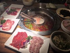 -城墙拐拐火锅(三峡广场黑金冠店)
