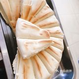 店里的人不是很多。素拼的味道不错，主要是醋味，很香