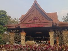 -西双版纳融创皇冠假日度假酒店