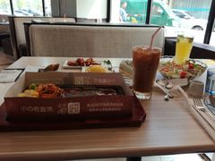 -必胜客(湘隆店)