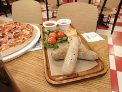 -城市大道红炉披萨烘焙坊