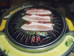 -哈哈碳都·牛肋条无限自助烤肉(台江万达店)