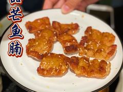 -何妹湿辣牛肉·粤式烧烤砂煲(桂雅路店)