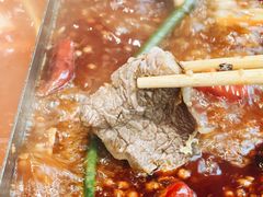 -潘小辣鲜肉老火锅