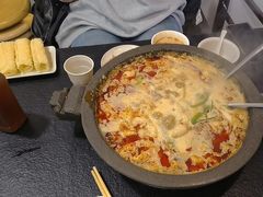 -灶知轩湘西石锅鱼(万佳广场店)