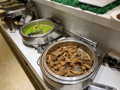 -泉福居酱骨头自助广场(南大街商业步行街店)