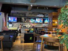 -JINNS锦时 steak&pizza(浸信会礼拜堂旧址店)