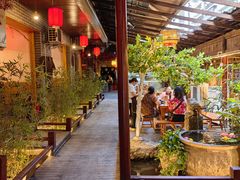 -三道苗苗鱼·美蛙黄辣丁(八里店)
