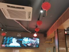 -管氏翅吧(护国寺店)