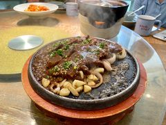 -蜜桃餐厅·伴山(湖滨商业街店)