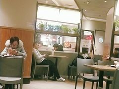 大堂-肯德基(东直门来福士店)