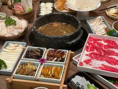 -蘑界·野生菌火锅(深业上城店)