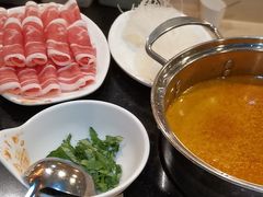 -呷哺呷哺(世贸.工三店)