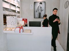 -Dior迪奥(上海世茂广场店)