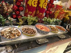 -广州万富希尔顿酒店·感趣自助餐厅·金秋蟹宴生蚝海鲜刺身烧烤