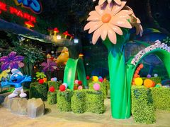 -蓝精灵乐园·世茂精灵之城主题乐园