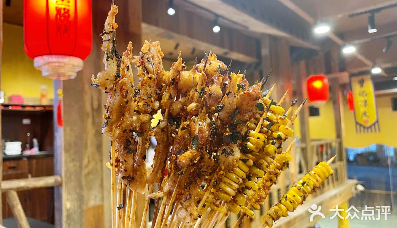 鸡架是必点 真的比烤鸡还好吃 土豆是宝藏啊