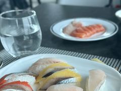 -亚洲国际大酒店·云顶阁旋转自助餐厅