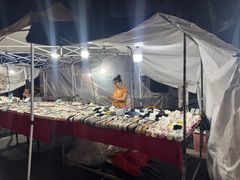 -吴山路夜市