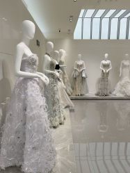 -南京宝娜嫁衣婚纱礼服馆(中央路店)
