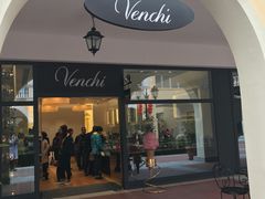 -VENCHI 闻绮(上海佛罗伦萨小镇店)