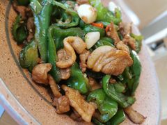 -关东小磨东北菜(上海长风大悦城店)