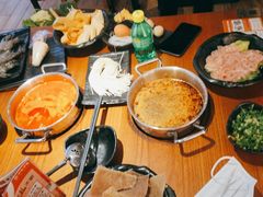 -呷哺呷哺(万达新世界店)