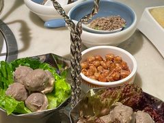 牛肉双丸拼盘-左庭右院鲜牛肉火锅(浦江欢乐颂店)