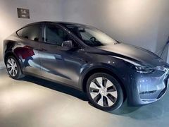 -TESLA 特斯拉(广州天环广场体验店)
