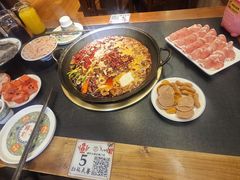 -沸炉重庆老火锅(军事博物馆店)