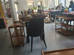 -毛辣果·贵州红酸汤牛肉火锅(西单店)