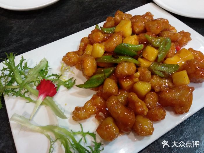 渝湘江南(王串场店)菠萝鸡球图片 - 第1张