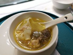 锦绣抄手（花胶鸡牛汤）-松云泽