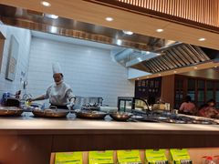 自助取餐区-蜜桃餐厅·伴山(湖滨商业街店)