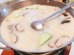 -万龙洲海鲜(大兴绿地缤纷城店)