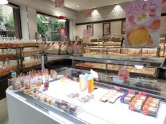 面包甜点陈列柜-味多美(江安路店)