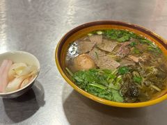 -花溪牛肉粉(八鸽岩店)