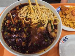 -德元兰州纯汤牛肉面(龙阳路店)